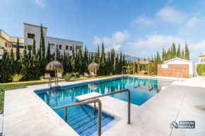 Sunlit 2 BDRM Apt with View in Centro Plaza